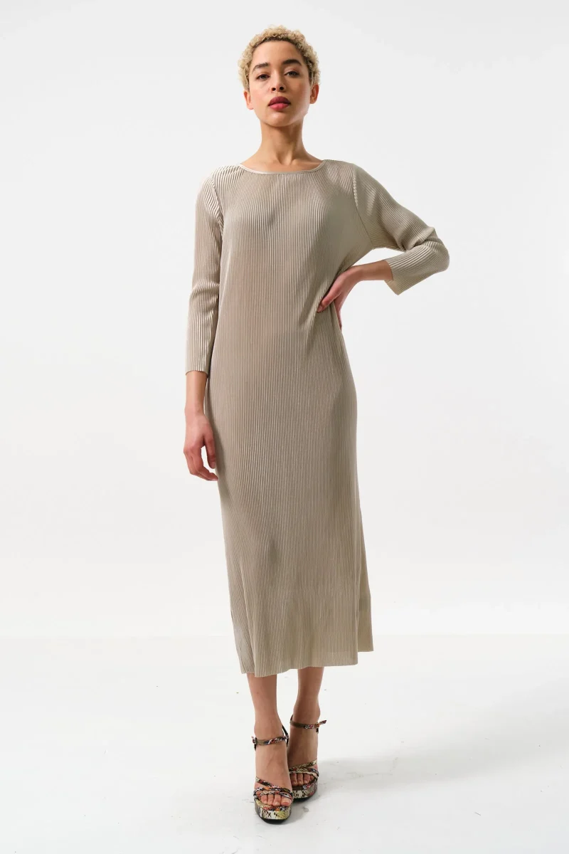 joeva stone pleated midi dress