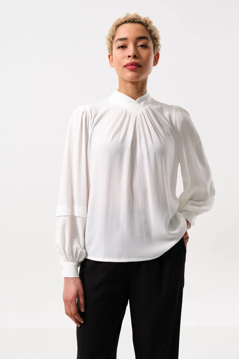 kieran moss pleated crepe neck blouse