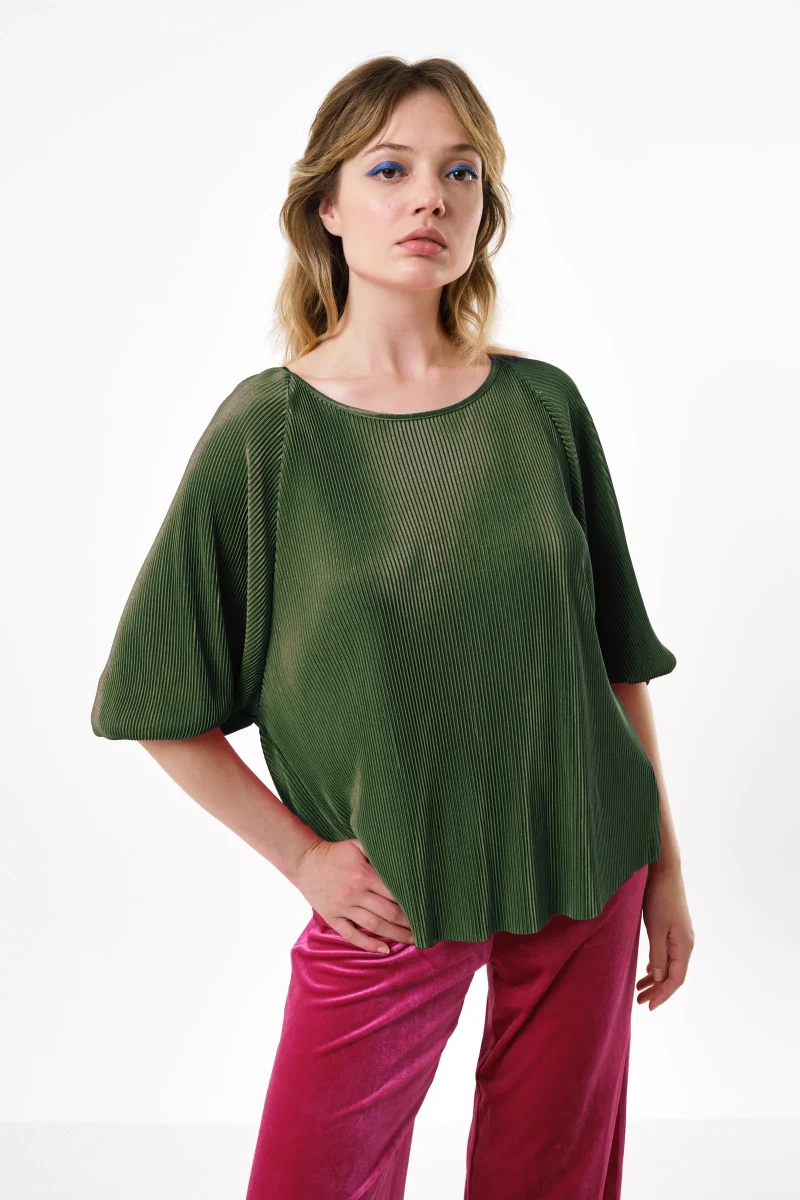 mayanna sage pleated 3 4 sleeve top