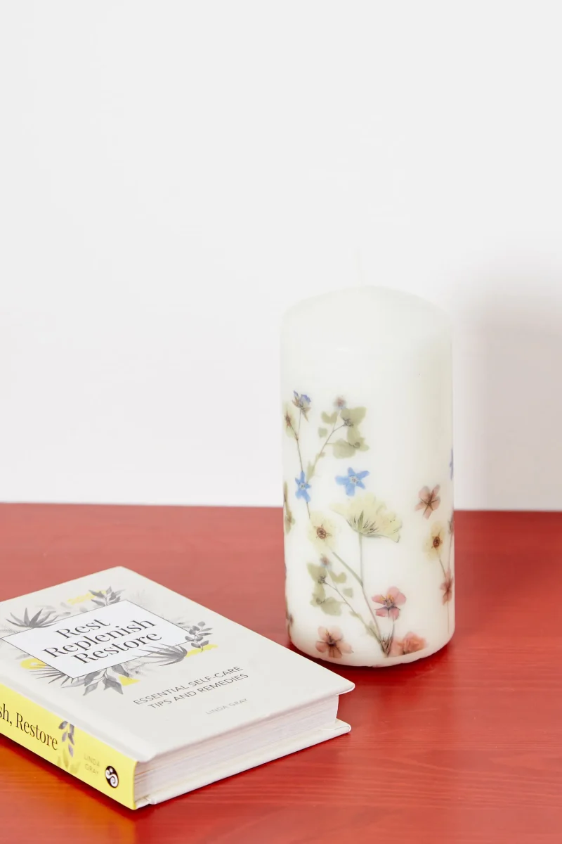 peony primrose scented candle scaled